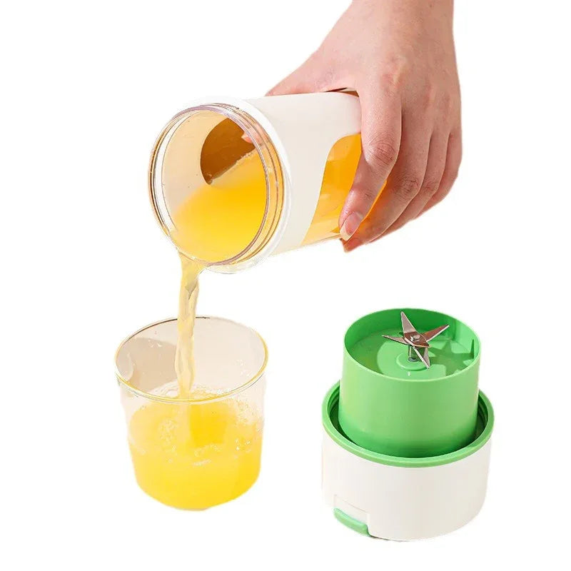 Portable Electric Juicer Blender – USB Rechargeable Fruit & Vegetable Mixer with Ice Crush Cup